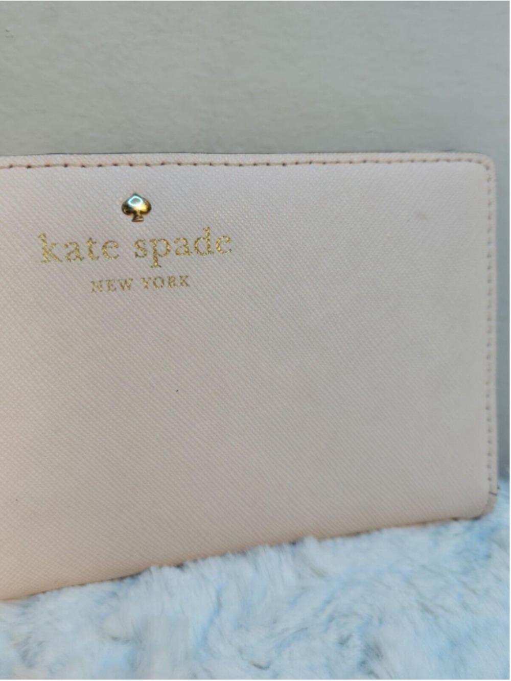 Kate Spade New York Staco Saffiano Leather Large Slum Bifold Blush - Picture 2 of 14